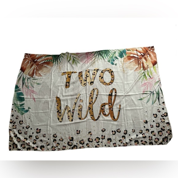 Bundle of Two Wild Birthday Decorations - Picture 3 of 14